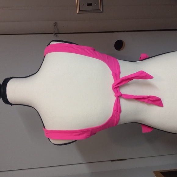 Pink bikini 👙 - Picture 4 of 8